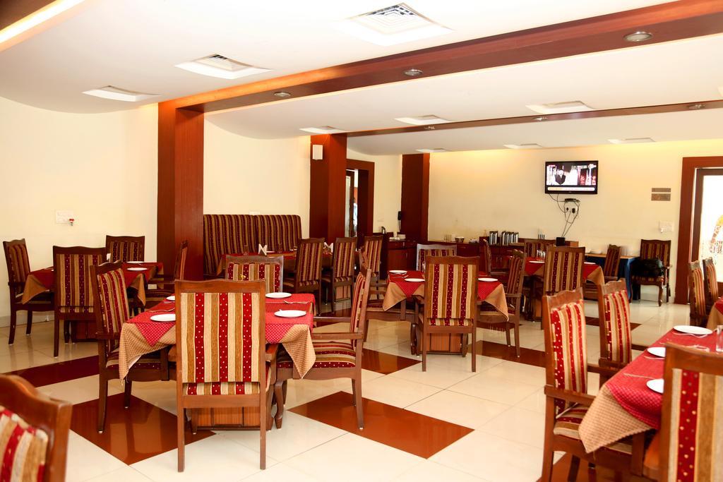 Hotel Raja Bhoj 보팔 외부 사진