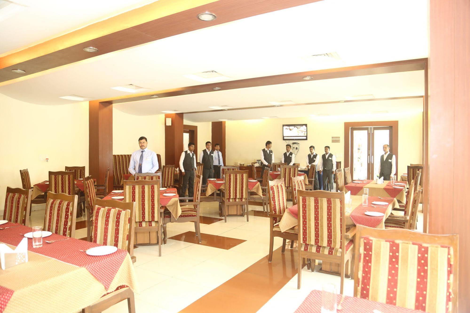 Hotel Raja Bhoj 보팔 외부 사진